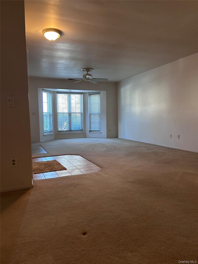 Foto del edificio - 6 Olde Wagon Rd