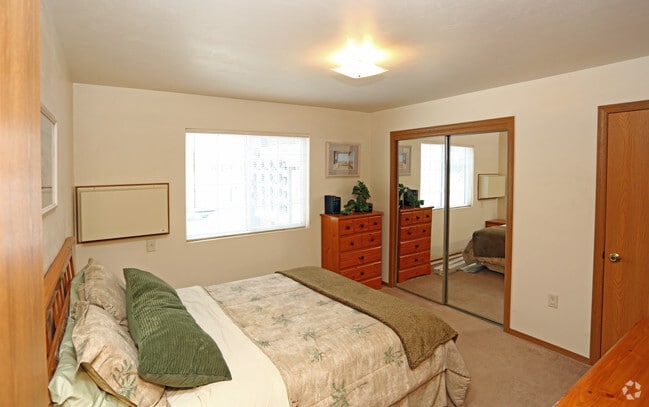 Interior Photo - Metro Center Apartments