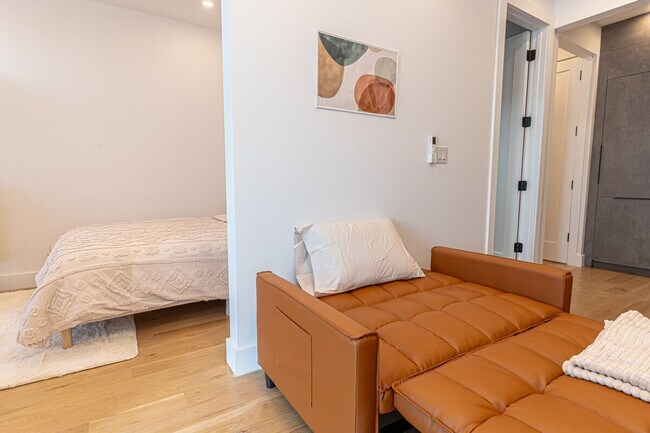 Foto del edificio - 625 Wilson Ave