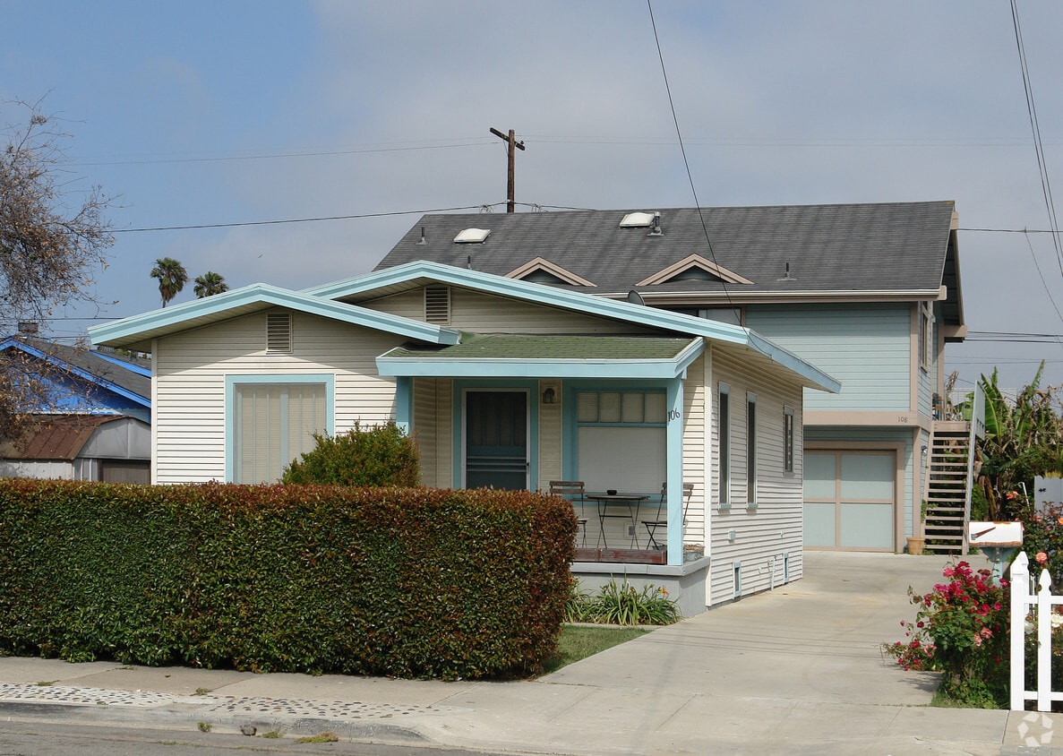 106108 S Santa Cruz St, Ventura, CA 93001 Apartments in Ventura, CA
