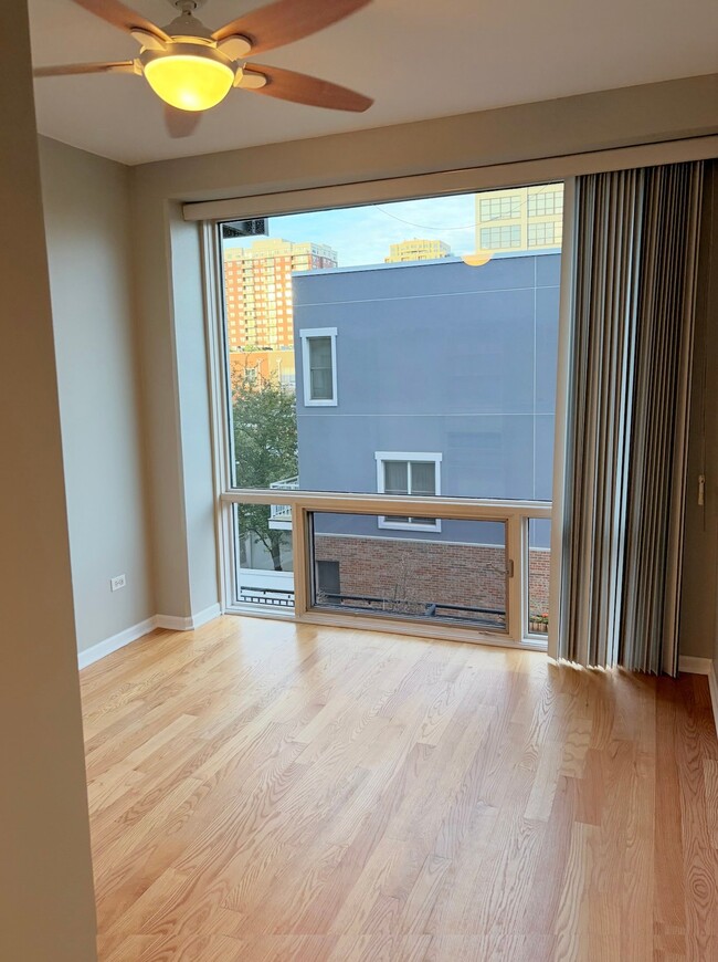 Foto del edificio - 61 W 15th St