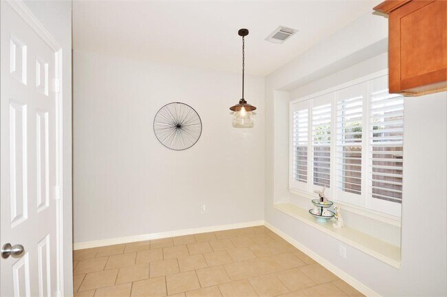 Building Photo - 2736 San Marco Ln