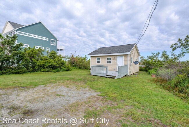 Building Photo - 1 br, 1 bath House - 709B S Topsail Drive