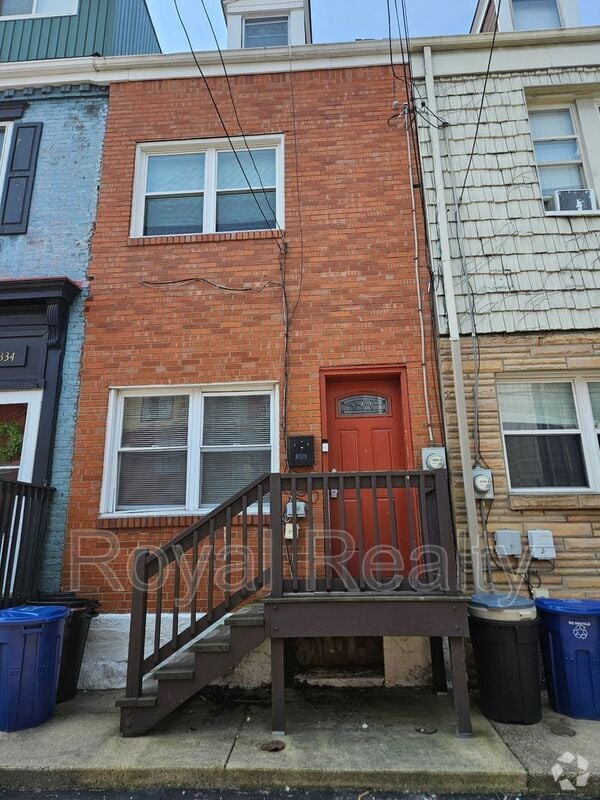 Building Photo - 2332 Fox Wy