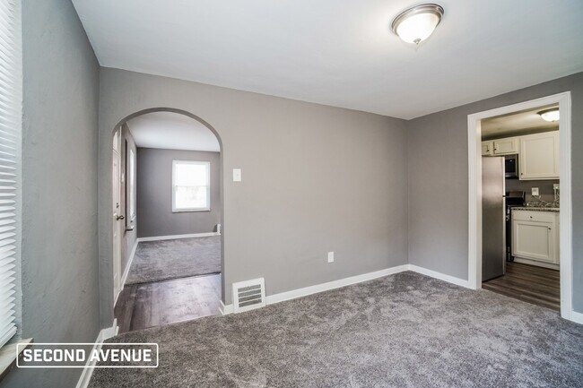 Foto del edificio - 361 Long Rd