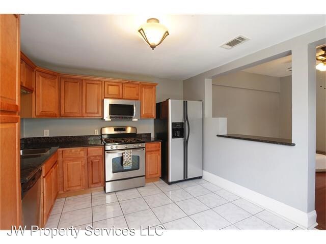 Foto del edificio - 2 br, 1 bath House - 4134 Annunication St.
