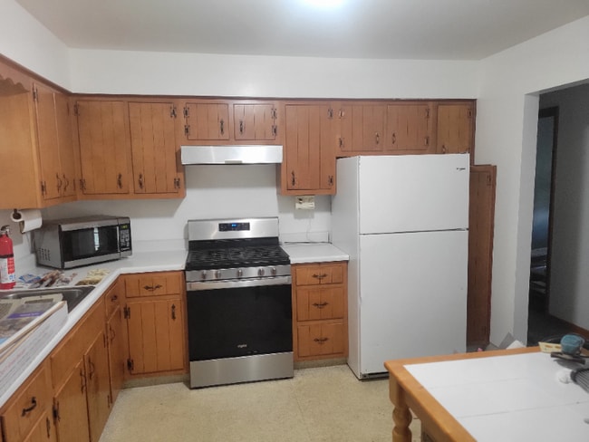 Building Photo - 1710 Wade St Ext