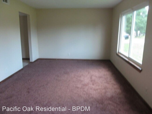 Building Photo - 3 br, 2.5 bath House - 4786 High Oak Dr
