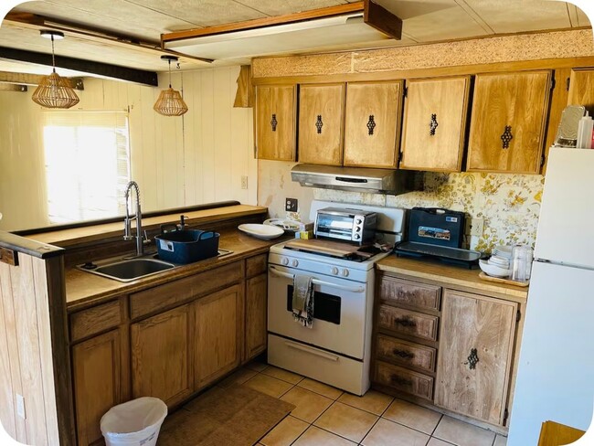 Foto del edificio - 37575 Shadybrook Ln