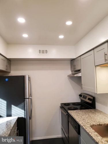 Building Photo - 3156 Adderley Ct
