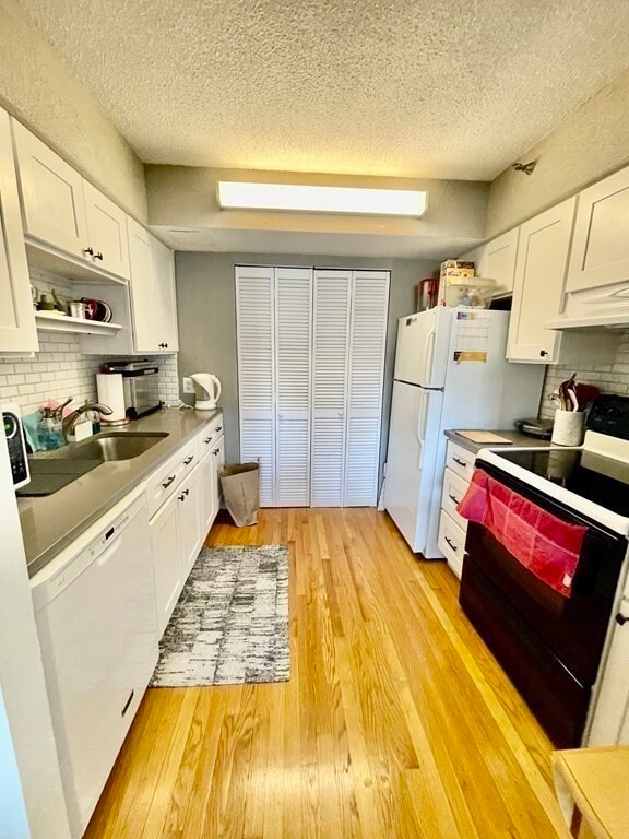 Primary Photo - 1726 Beacon St