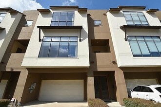 Building Photo - 5606 Blossom St