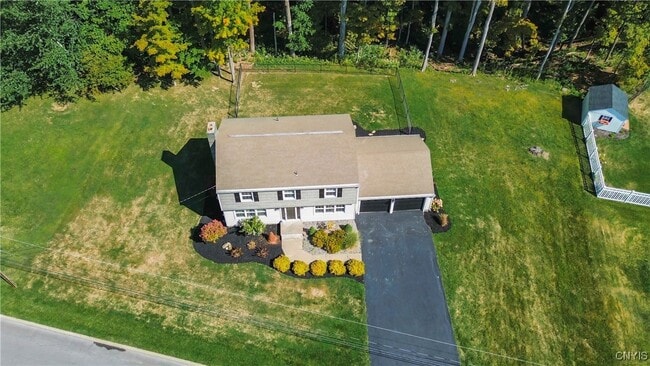 Building Photo - 916 Westwood Dr