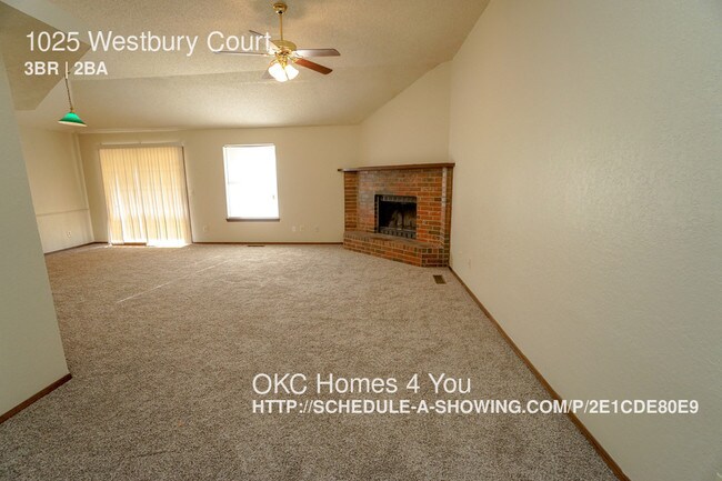 Building Photo - 1025 Westbury Ct