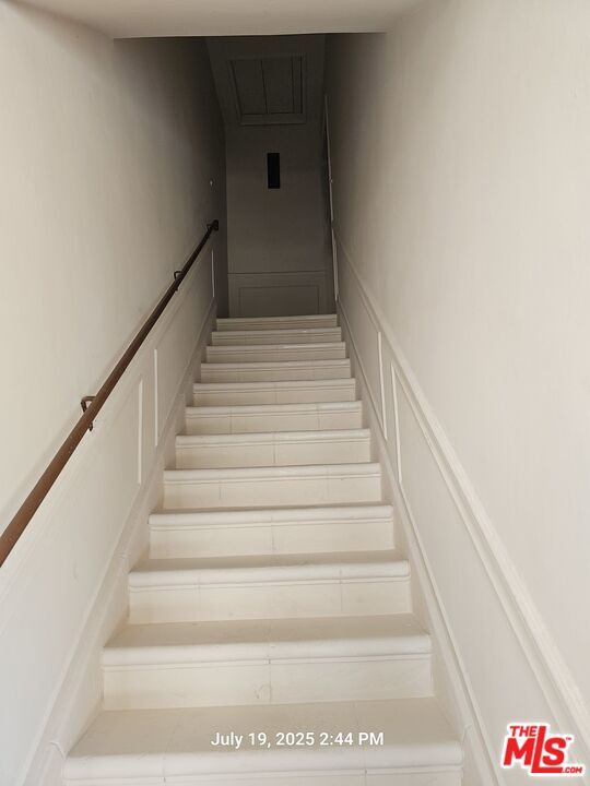 Foto del edificio - 5470 Edgewood Pl