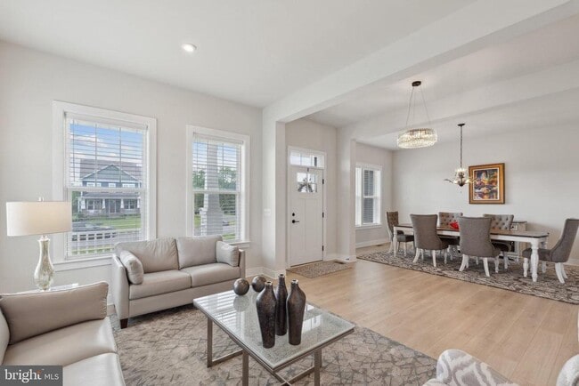 Building Photo - 24940 Peach Rdg Ct