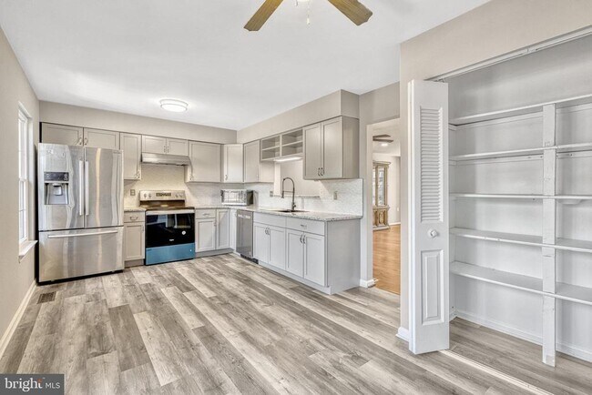 Foto del edificio - 10266 Brookstone Ct