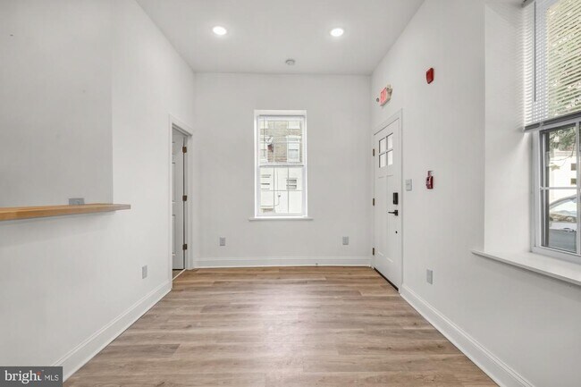 Foto del edificio - 2046 E Huntingdon St