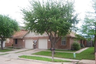 Building Photo - 330 Austin Ave