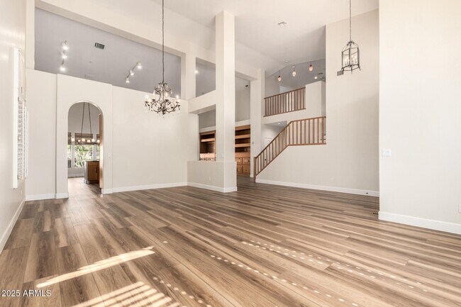 Foto del edificio - 7446 E Journey Ln