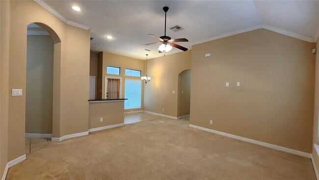 Building Photo - 25147 Alina Ln
