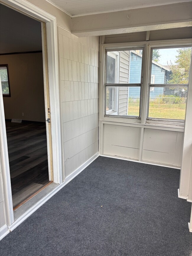 Enclosed Front Porch - 2523 Lyon St