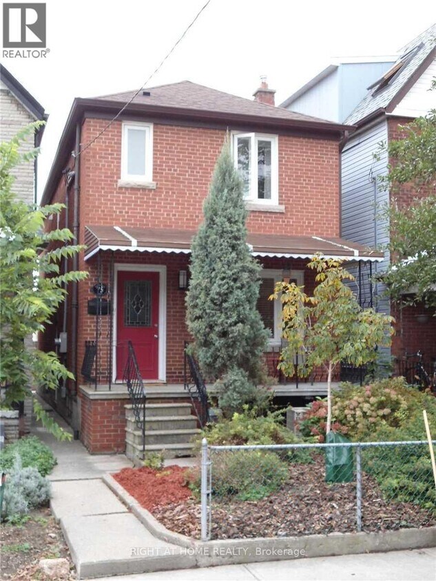 Primary Photo - 75 Yarmouth Rd