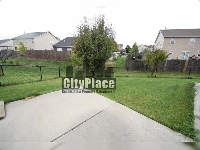 Foto del edificio - 1750 Buckeye Ct