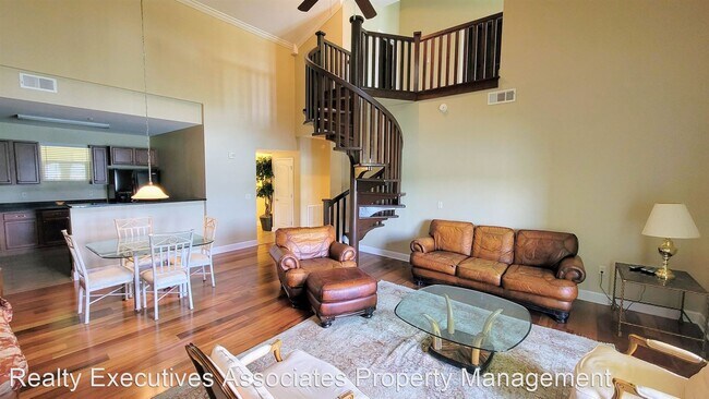 Building Photo - 3 br, 3 bath House - 342 Sandpiper Lane