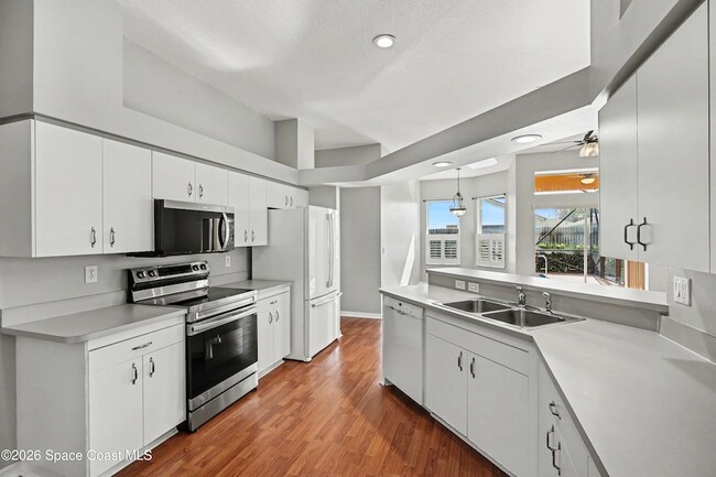 Foto del edificio - 8056 Bracken Ln