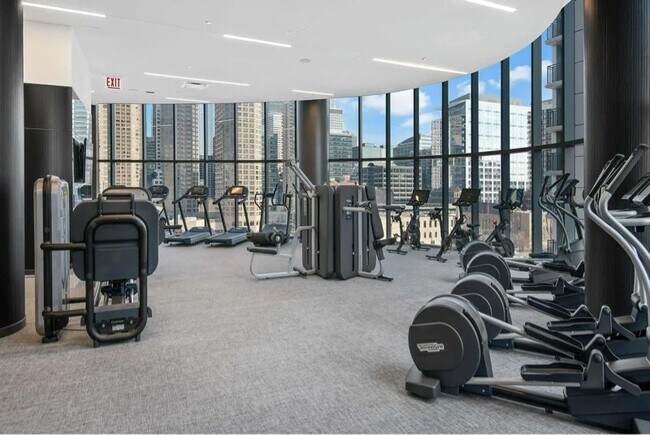 Foto del edificio - 727 W Madison St
