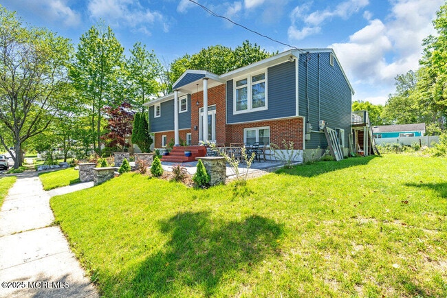 Building Photo - 1804 Brockton Ave