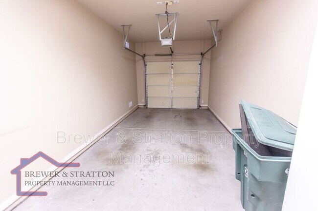 Building Photo - 3131 E Legacy Dr