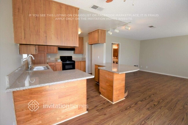 Foto del edificio - 17515 Harwick Ct