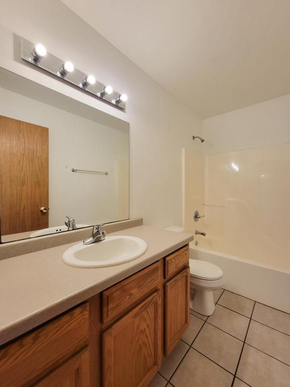 Building Photo - 6913 Feith Ave