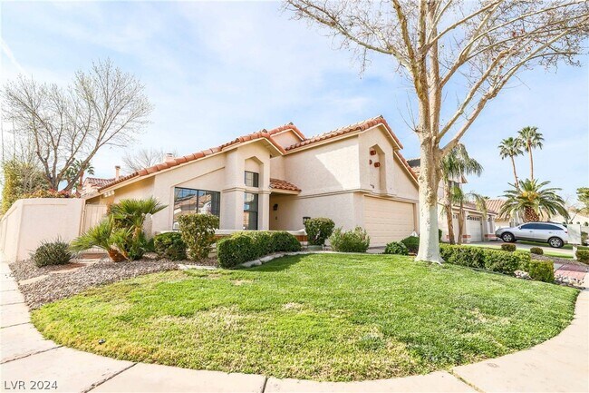 Building Photo - 387 Sanctuary Ct