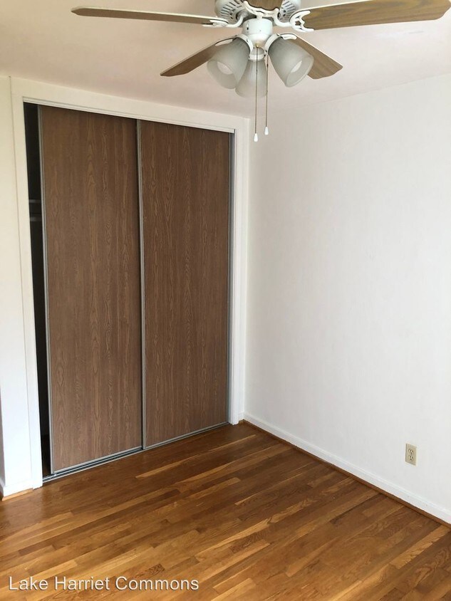 Foto del edificio - 4412 Chowen Ave S