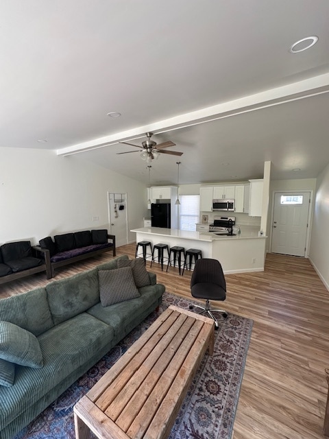 Building Photo - 386 S Converse St