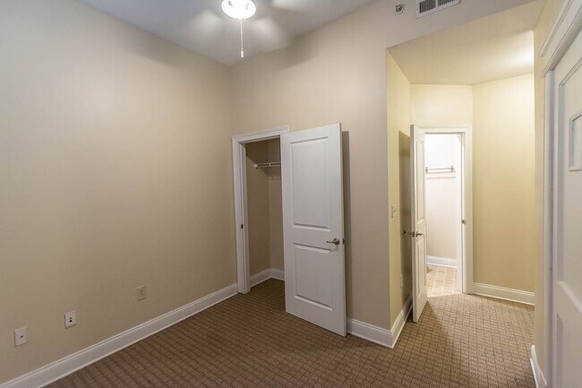 Interior Photo - ODD