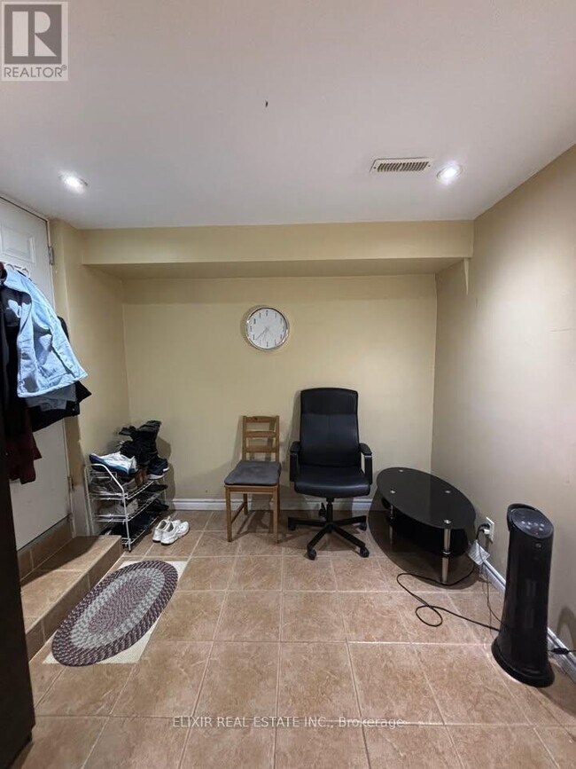 Photo du bâtiment - 4 Lonestar Crescent