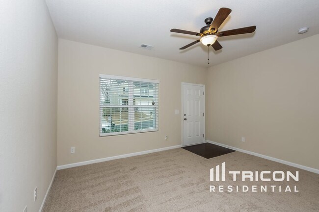 Foto del edificio - 4717 Opus Ln
