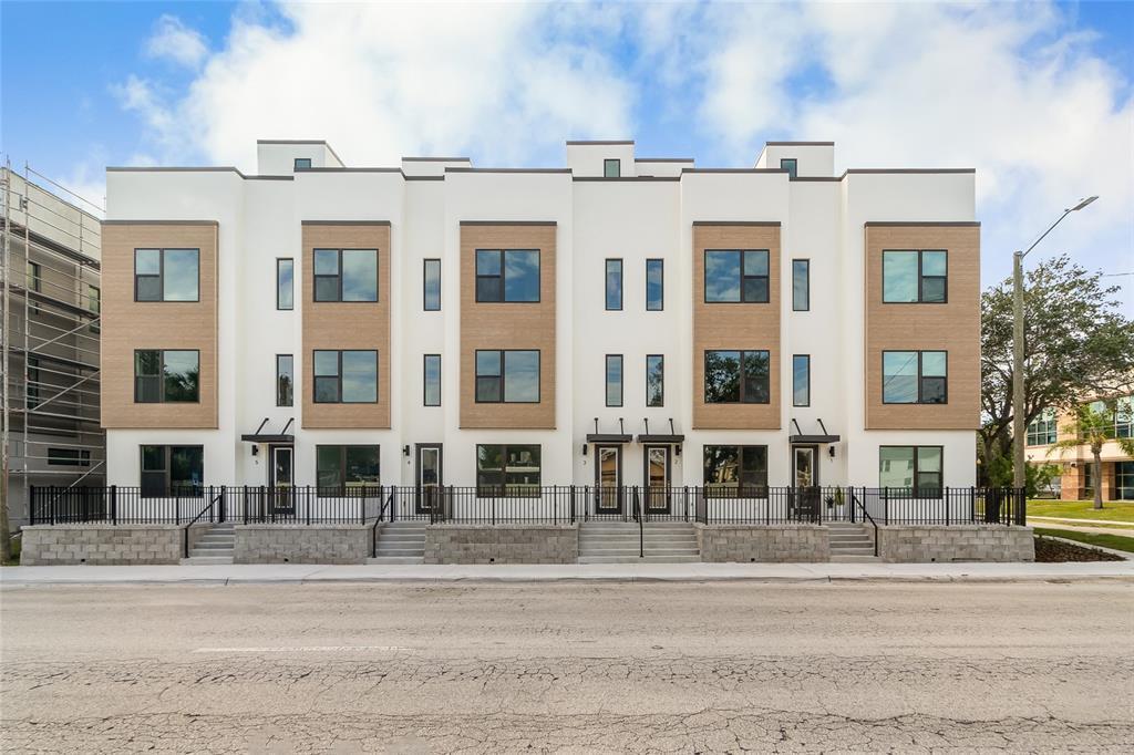 Foto principal - 2506 W Cleveland St