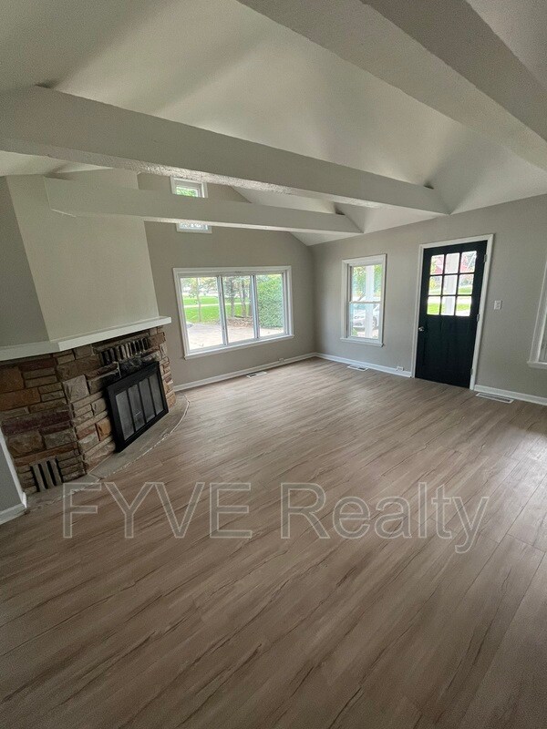 Foto del edificio - 4610 Chestnut Rd
