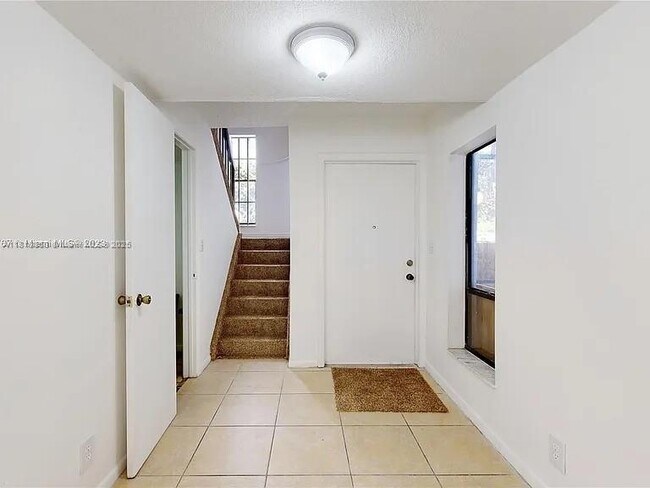 Building Photo - 2786 S University Dr