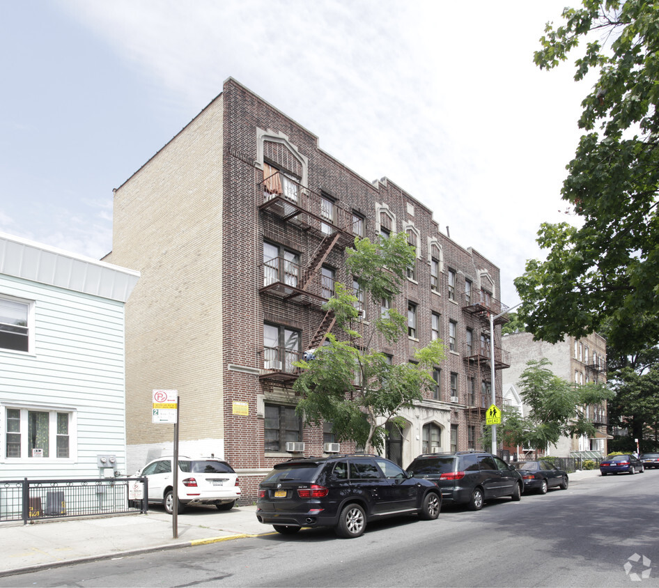 Primary Photo - 964 E 15th St