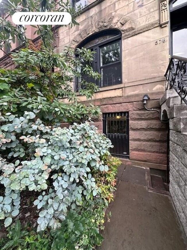 Building Photo - 578 St Marks Ave