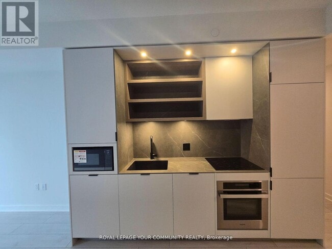 Photo du bâtiment - 55 Charles St E