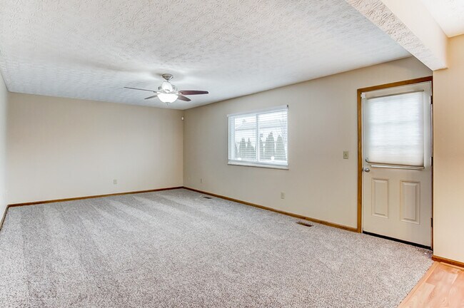 Foto del edificio - 4 Bedroom Home in Hilliard
