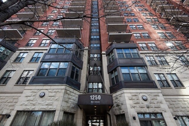 Photo - 1250 S Indiana Ave Apartment