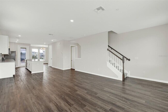 Foto del edificio - 13120 Bovet Ave